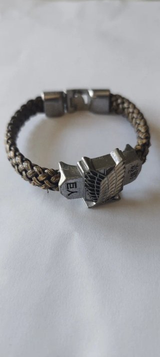 Pulsera Attack on Titan Wings of Freedom