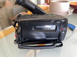 Videocámara Sony CCD-TR305E Video 8 Handycam 10x