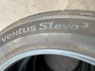 Neumáticos Hankook 225/55/18 102Y