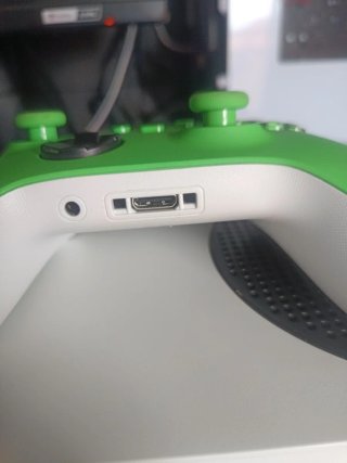 Xbox Series S con caja en perfecto estado