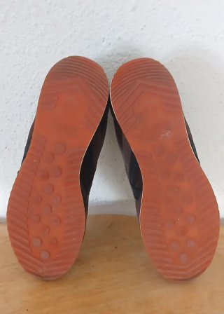 Tenis Munich Marrones y Negros