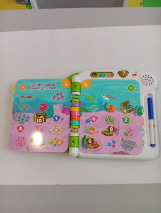 Libro electrónico VTech para niños.