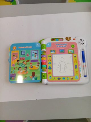 Libro electrónico VTech para niños.