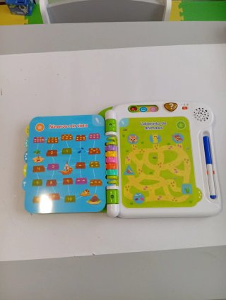 Libro electrónico VTech para niños.