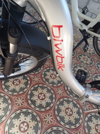 Bicicleta Eléctrica Blanca BiwBik