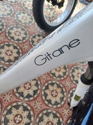 Bicicleta Eléctrica Blanca BiwBik