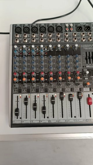 Behringer Xenyx X1222USB -  W15S6628