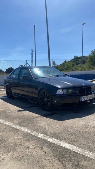 e36 BMW 325 tds