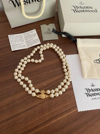 Collar Vivienne Westwood Original Perlas Dorado