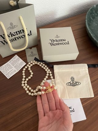 Collar Vivienne Westwood Original Perlas Dorado