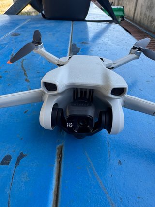 DJI Mini 3 Fly More Combo + Mando RC