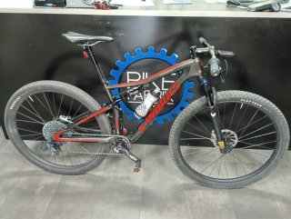 Bicicleta carbono BTT