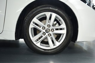 Toyota Corolla 1.8 125H BUSINESS E-CVT TOU SPORT