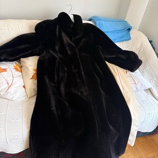 Abrigo mutón marrón usado 2 veces