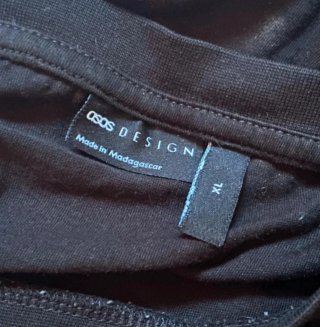 Camiseta negra oversize