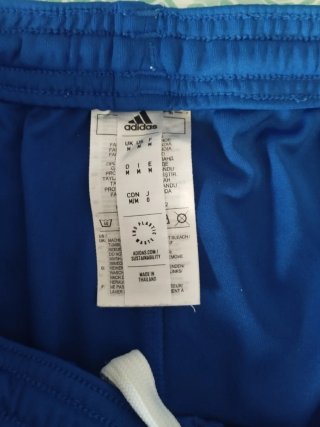 Pantalón corto entrenamiento Adidas azul