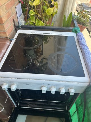 Cocina Eléctrica Qilive con Horno