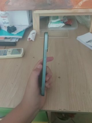 Honor nero c'è anche la cover trasparente