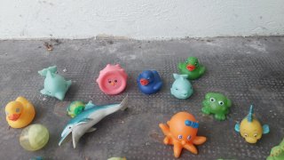 Pupazzetti plastica giochi acqua/spiaggia