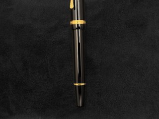 Montblanc Voltaire 18K Pluma Estilográfica