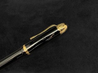 Montblanc Voltaire 18K Pluma Estilográfica