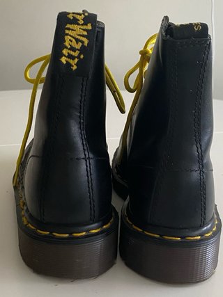 Dr Martens 1460 con punta de acero. T 37. NUEVAS!