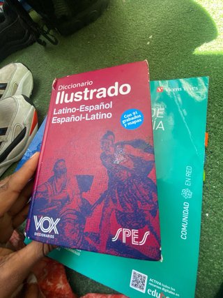 Diccionario Ilustrado Latín. Latino-Español/ Es...