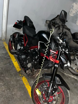 Kawasaki Z900e - Cambio por R