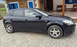 Kia Ceed 1.4 Gasolina 90CV 2010