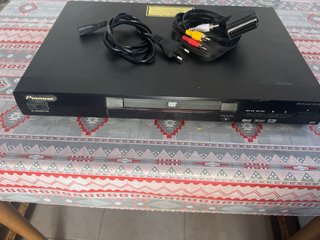 Reproductor DVD Pioneer DV-464
