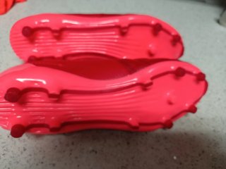 Botas de tacos Adidas Rugby/Fútbol Rojas. No usada