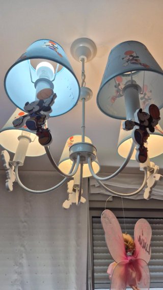 Lámpara infantil Disney Mickey Mouse