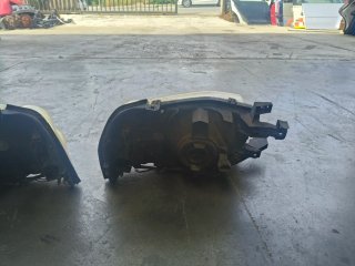 Faros Nissan Pickup Navara D22 (Dcho/Izq)