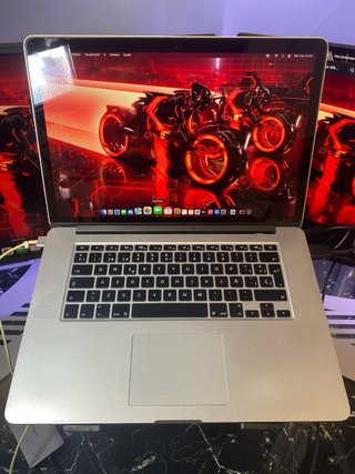 MacBook Pro 15" MacOS Ventura
