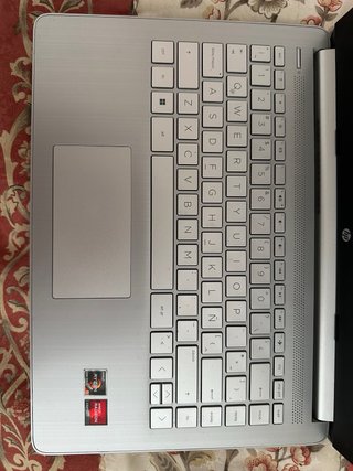 Portátil HP Gris y accesorios