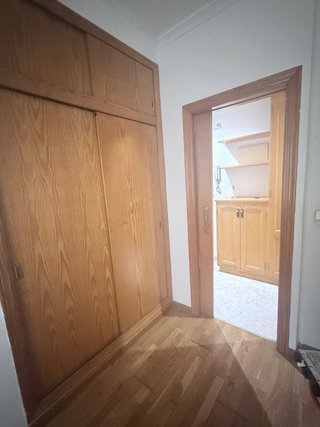 Se alquila habitacion