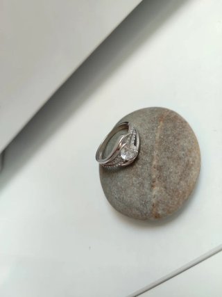 Anillo oro blanco brillante