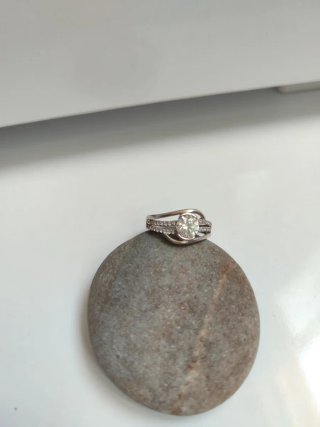 Anillo oro blanco brillante