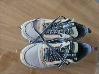 Zapatillas Munich Beige y Gris