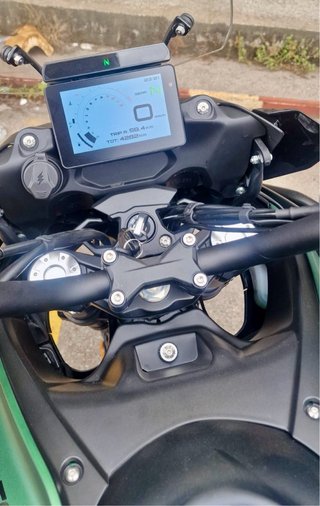 Benelli TRK 702X Deslimitada con Maletas
