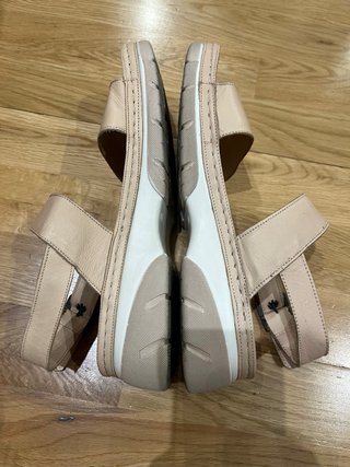 Sandalias Beige Mujer