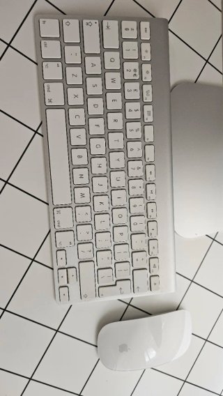 Ordenador Apple iMac, Teclado y Ratón