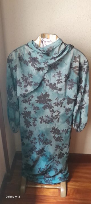 Vestido largo floral azul