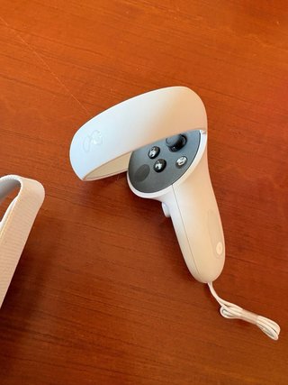 Occhiali VR Meta Quest 2 + Controller