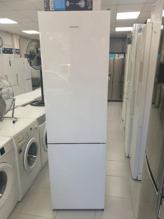 Nevera Hisense 2m x ancho 60cm Puertas cristal