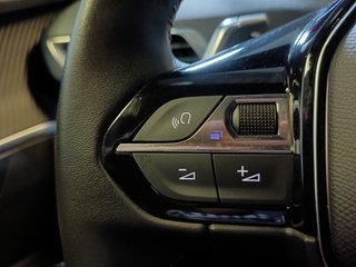 Peugeot 3008 HYBRID 180 ALLURE PACK