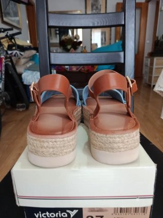 Sandalias de plataforma talla 38