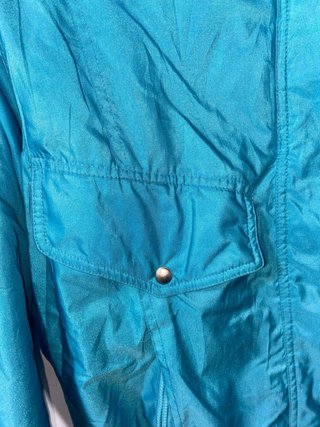 Chaqueta azul turquesa estilo bomber