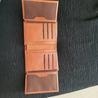 Cartera Billetera Piel Marrón Aria Mohan NUEVO