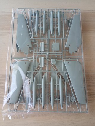 USAF F-111A Aardvark VIETNAM MAQUETA ACADEMY 1/48